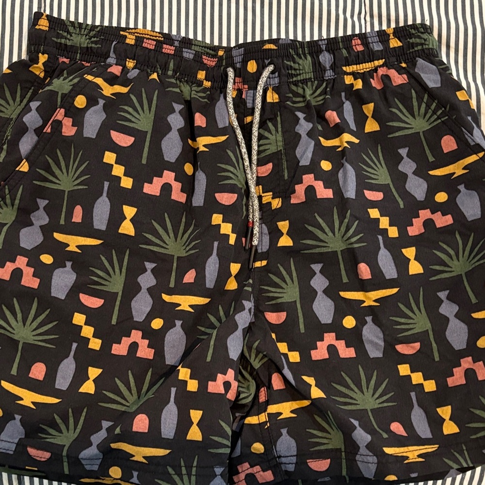 Katin Volley Short M NWOT